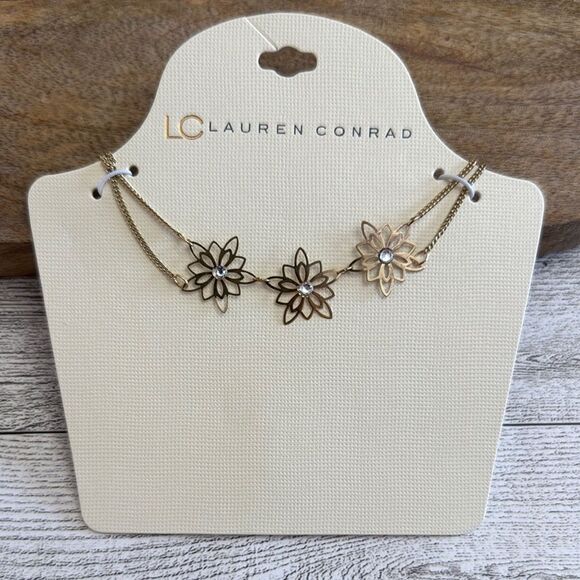 LC Lauren Conrad Gold Flower Necklace NWT - Picture 1 of 3